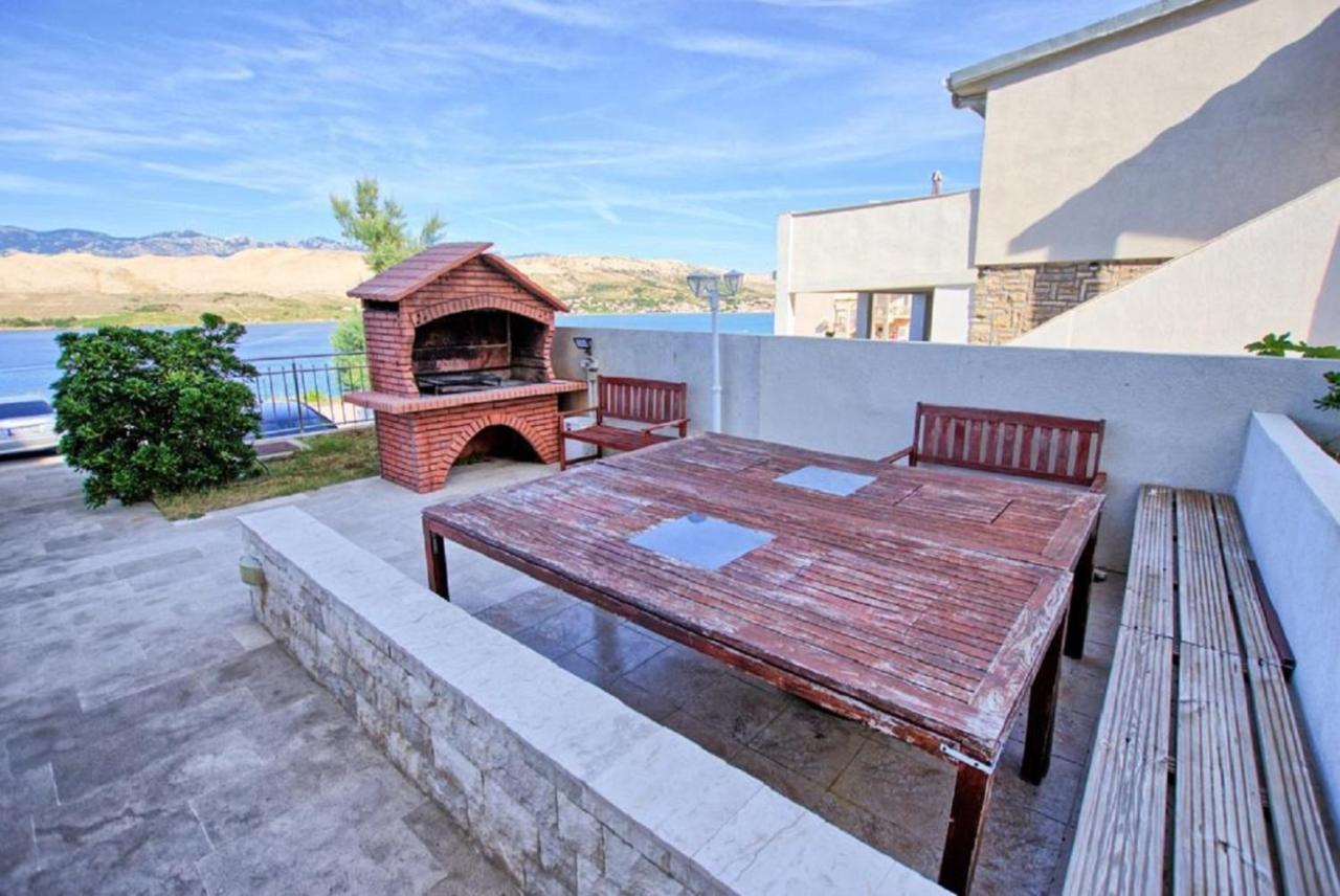 Sea View & Pool Studio Pag Town Zewnętrze zdjęcie