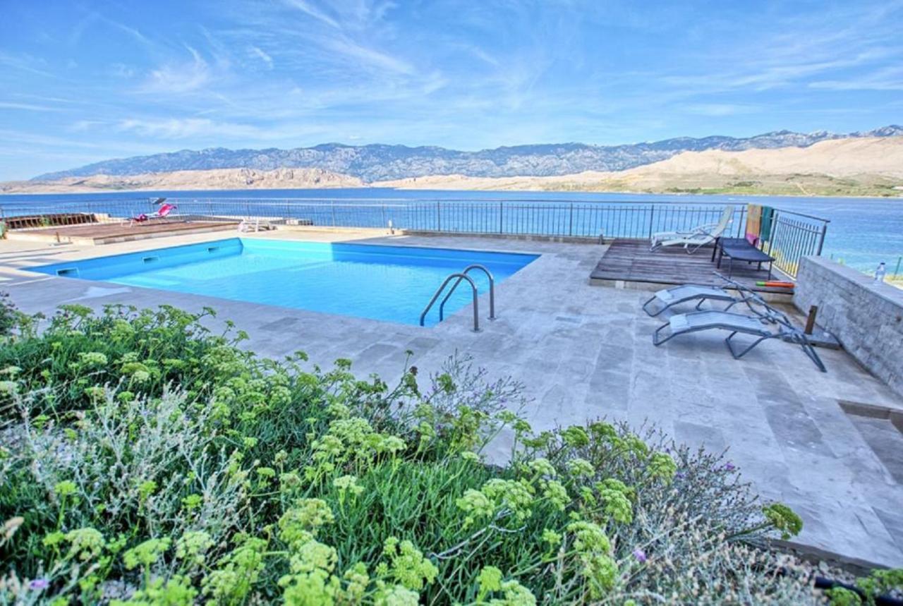 Sea View & Pool Studio Pag Town Zewnętrze zdjęcie